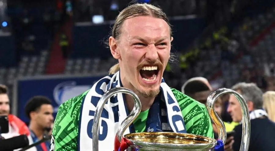 PSG'den Galatasaray'a Safonov önerisi!