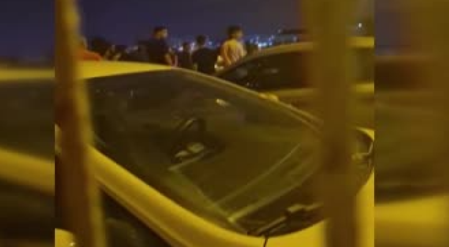 İki grup arasında kavga çıktı