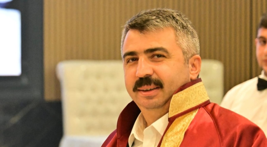'Aile Akademisi'nin ilk nikahını Yıldırım Belediye Başkanı Yılmaz kıydı