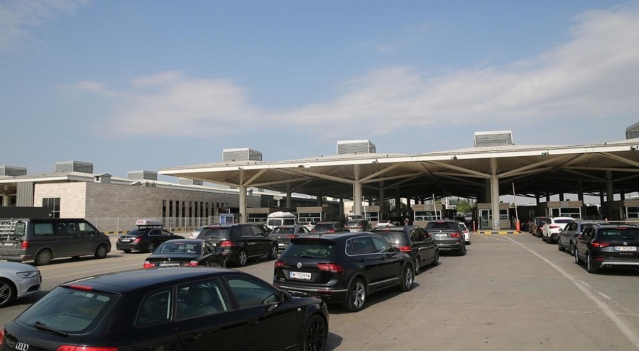 Sınır kapılarında alınan tedbirler gurbetçilerin geçişlerini hızlandırdı