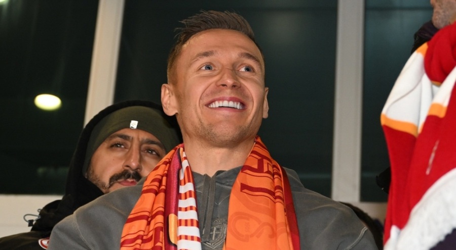 Galatasaray Frankowski'nin ayrılığını KAP'a bildirdi