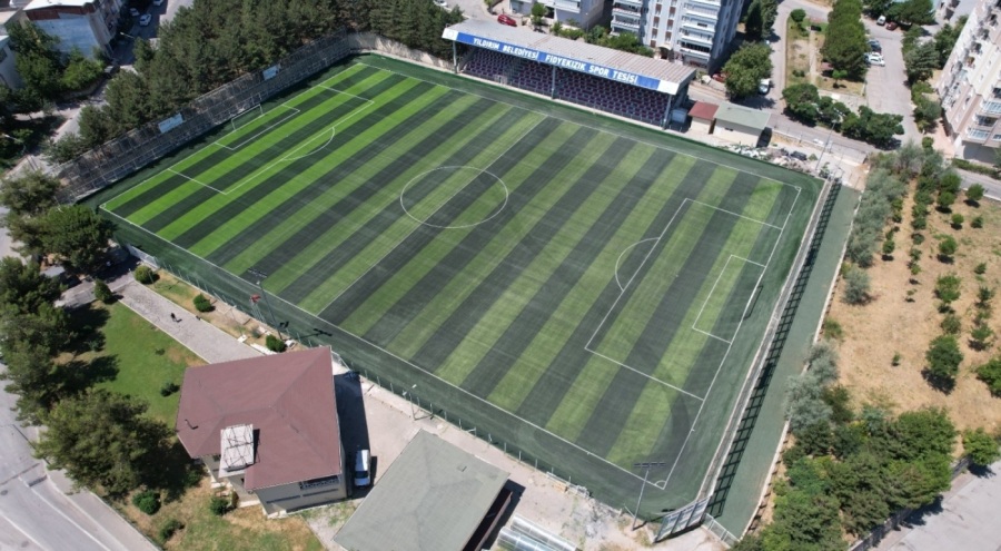 Bursa'da Fidyekızık Spor Tesisi'nin zemini yenilendi