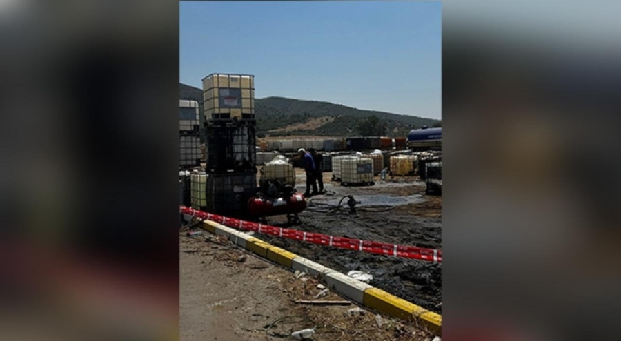 İzmir'de asit tankı patladı, 16 araç hasar gördü