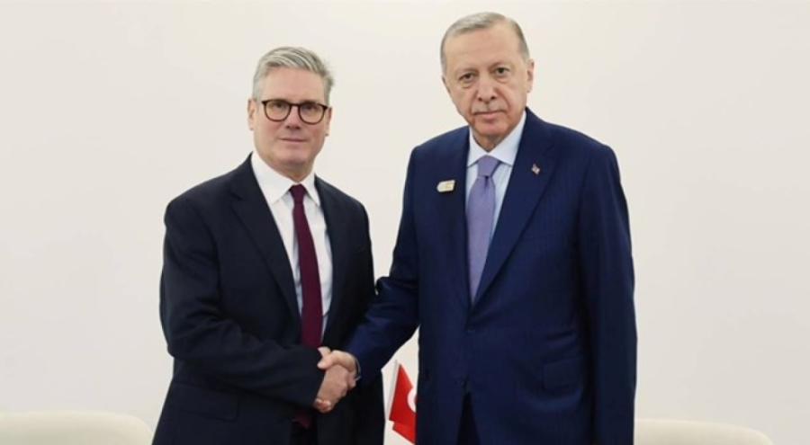 Cumhurbaşkanı Erdoğan, İngiltere Başbakanı Starmer ile görüştü