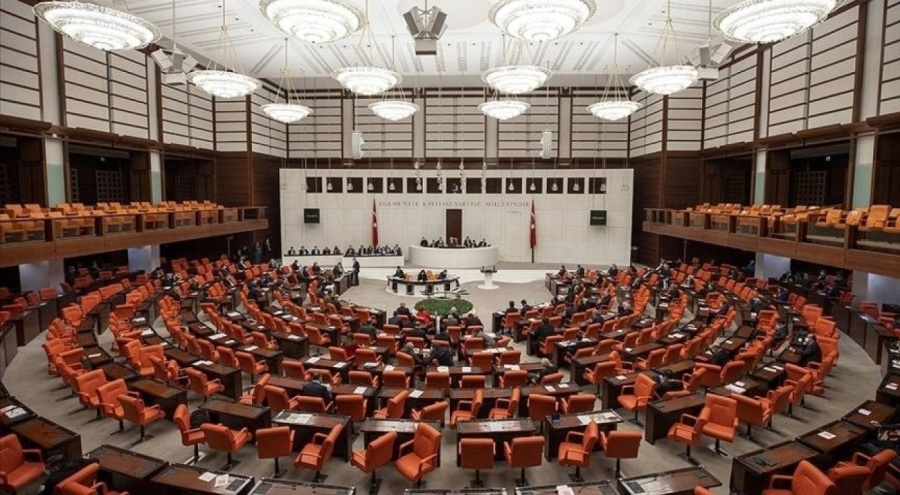 200'ü aşkın eski bakan ve vekilden yeni anayasa bildirisi