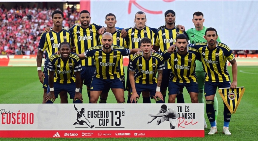 Fenerbahçe, Feyenoord deplasmanında tur için avantaj arıyor