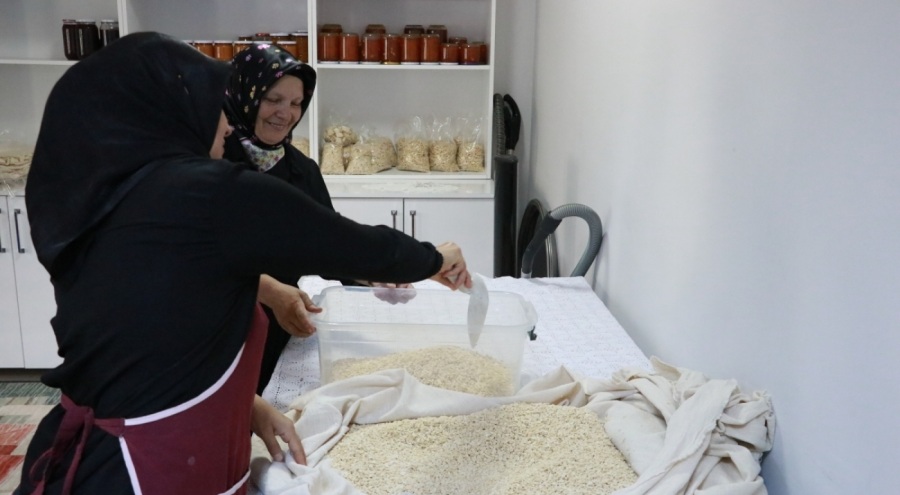 Bursa'da ev hanımlığından girişimciliğe: 5 kilo unla doğan başarı öyküsü