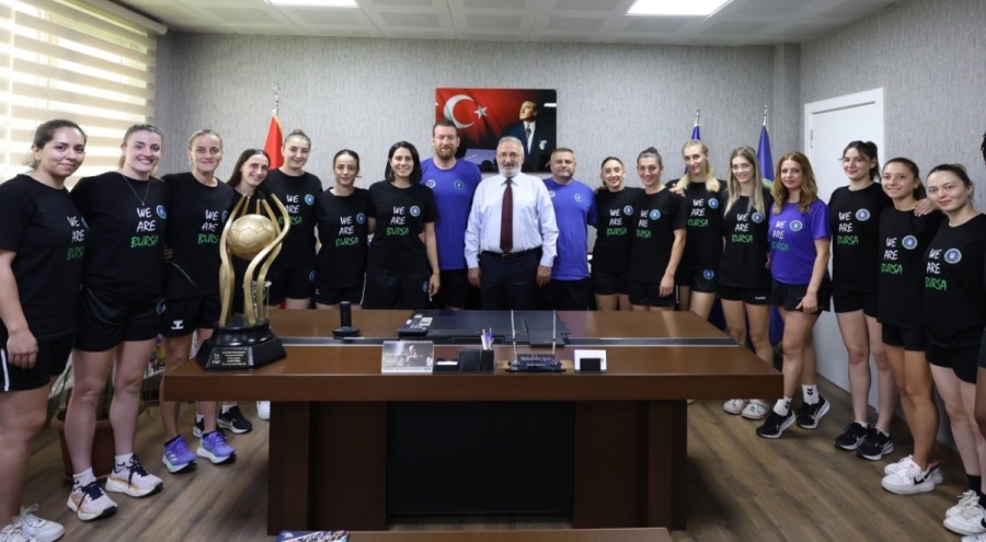 Bursa Büyükşehir Belediyespor kadrosunu güçlendirdi