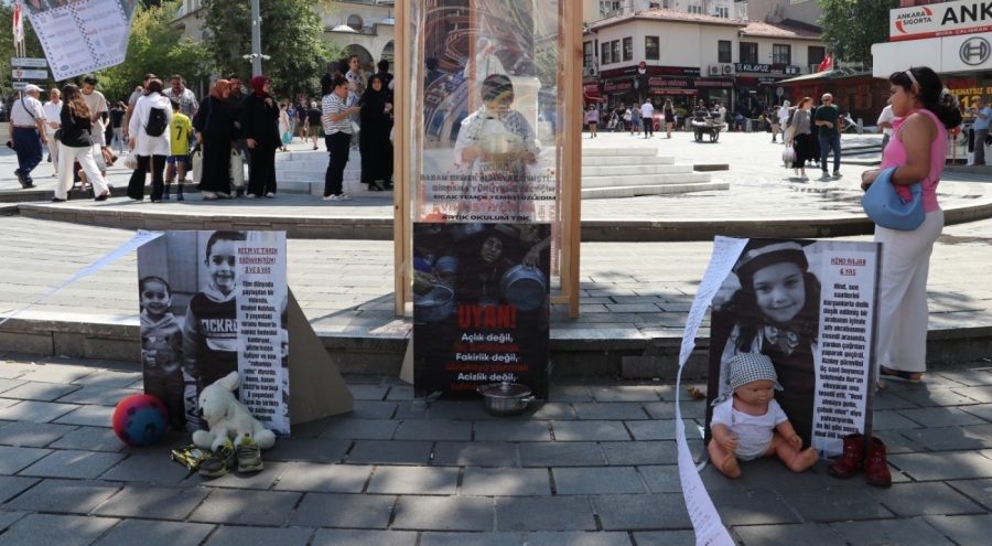 Bursa'da imam hatip öğrencileri Gazze'de yaşananları sessiz tiyatroyla anlattı