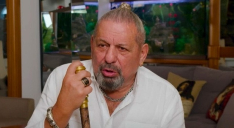 Erman Toroğlu: Kırmızı kart net