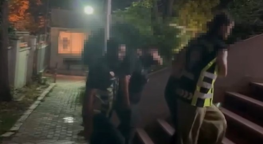 Motosiklet üzerinde teşhirciliğe gözaltı