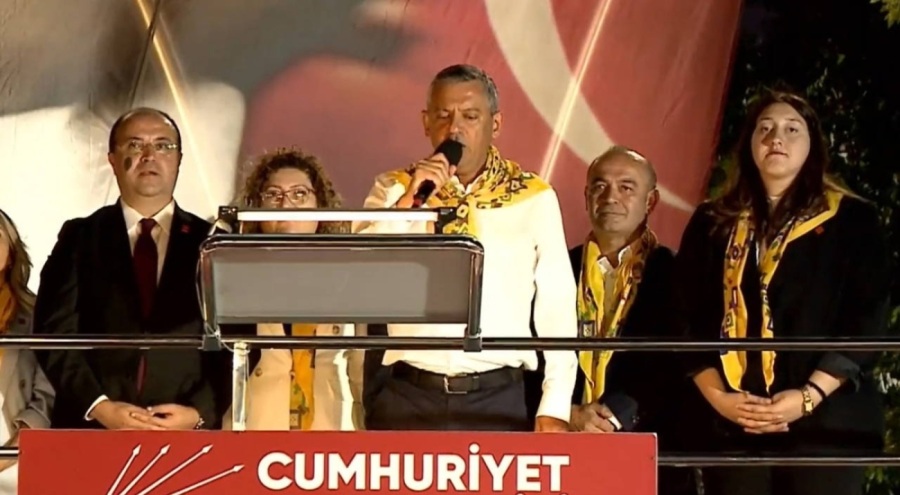 CHP lideri Özgür Özel Tokat'tan Adalet Bakanı'na seslendi: İfşa ettiği avukatın neden tutuklanmad...