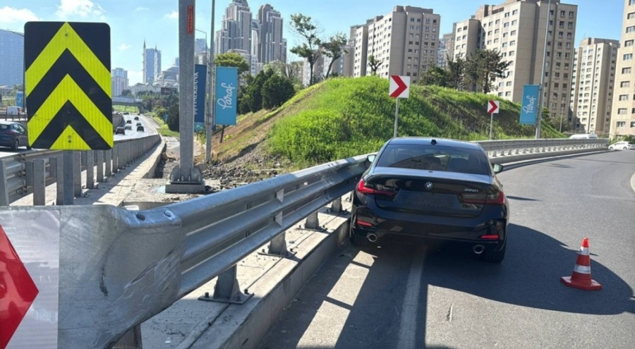 Bariyere çarpan otomobilin sürücüsü yaralandı