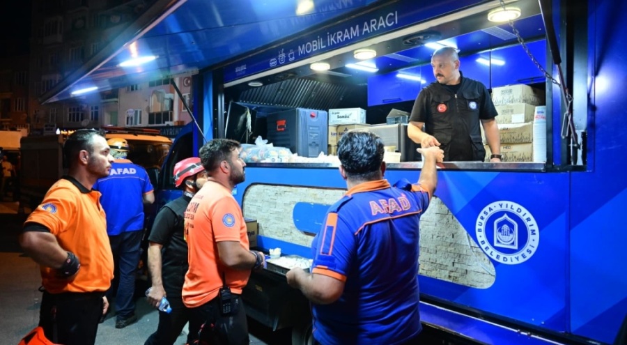 Yıldırım Belediyesi'nden deprem bölgesine 'Yıldırım' destek