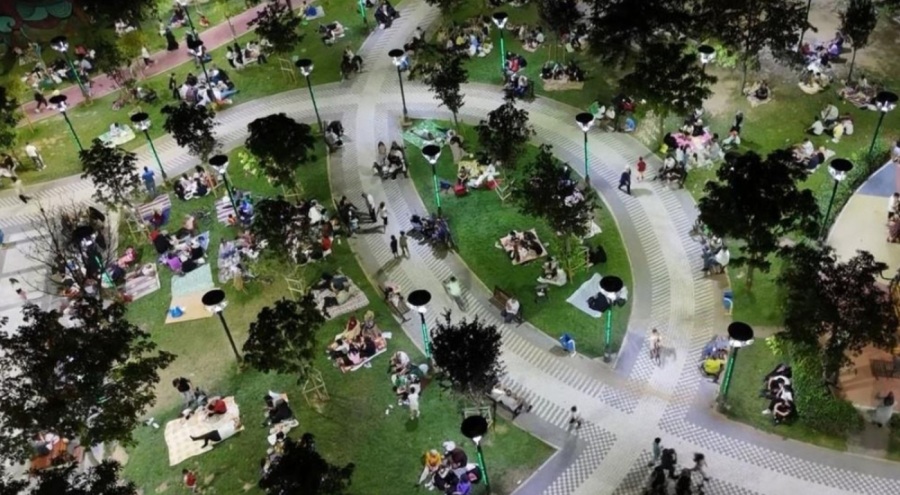 İstabul'da da vatandaşlar parklara akın etti!