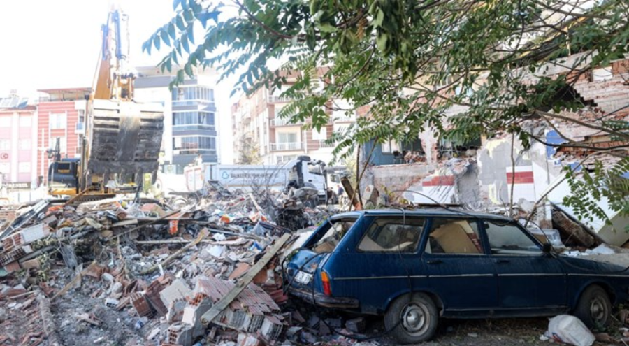 Balıkesir'de artçı sarsıntılar devam ediyor