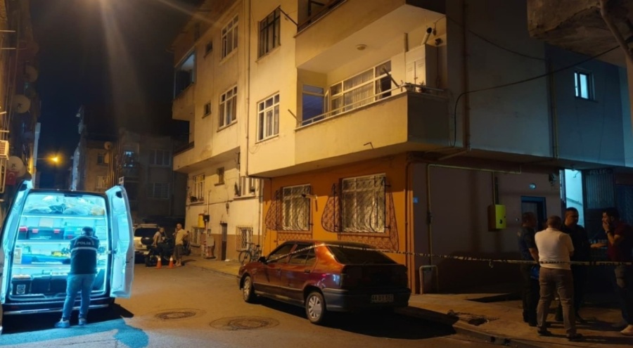 Eşini vuran cani aynı tabancayla intihar etti