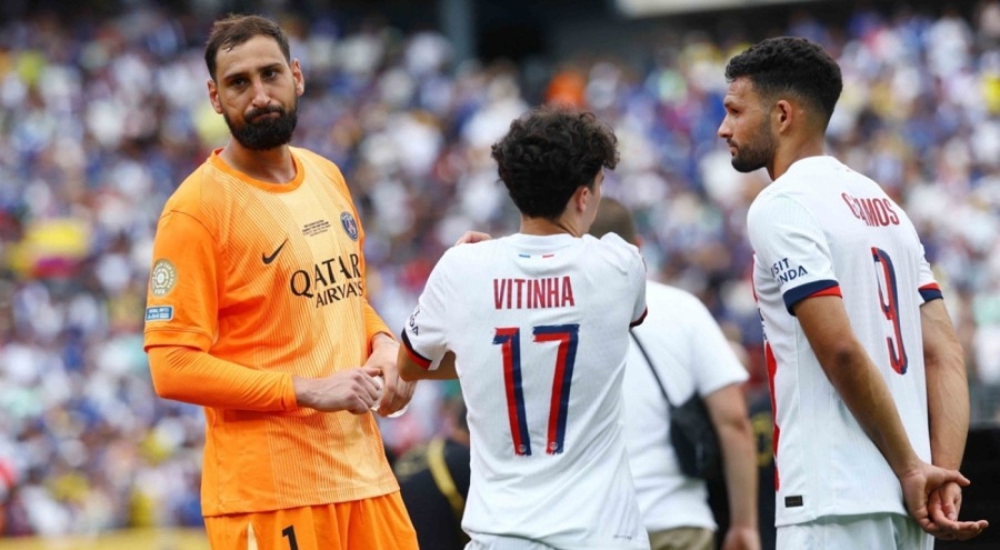 Gianluigi Donnarumma, Paris Saint-Germain'e veda etti