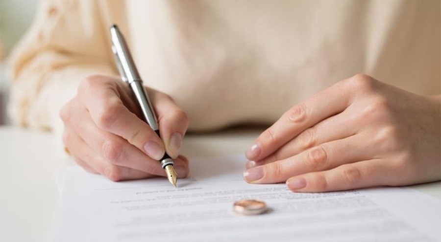 Yargıtay, boşanma davasında "mobilya ve halı bedeli" itirazını kabul etti