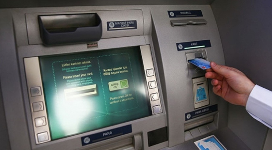 Dünyanın en büyük bankası Türkiye'deki şubelerinin yarısını kapatıyor!