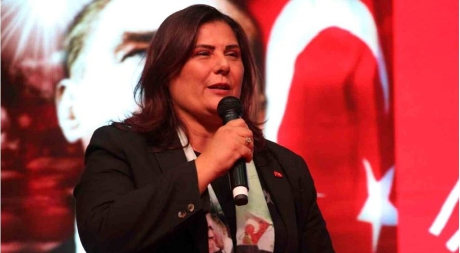 Özlem Çerçioğlu CHP'den istifa etti