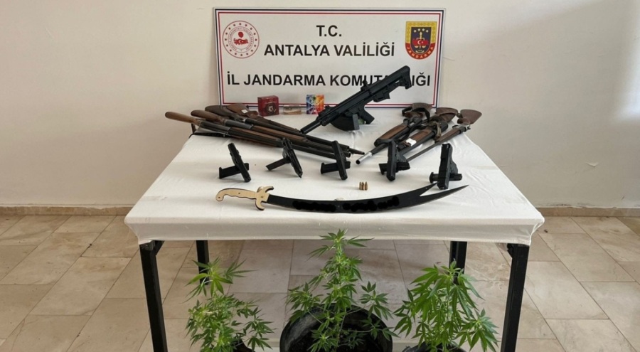 Silah kaçakçılarına operasyon! Çok sayıda gözaltı var