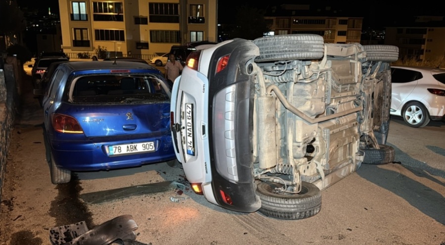 Zincirleme kazada 3 kişi yaralandı