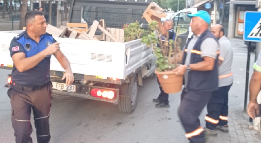 Bursa Nilüfer'de görsel kirliliğe geçit yok