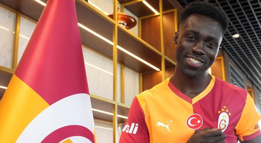 Galatasaray, Davinson Sanchez'in sözleşmesini uzattı