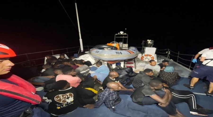 Bodrum açıklarında çok sayıda kaçak göçmen kurtarıldı