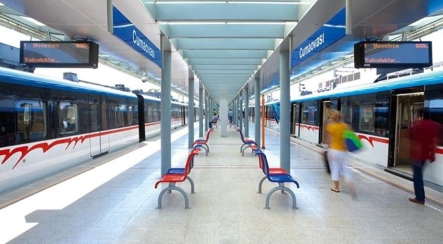 İZBAN seferleri yeniden başladı