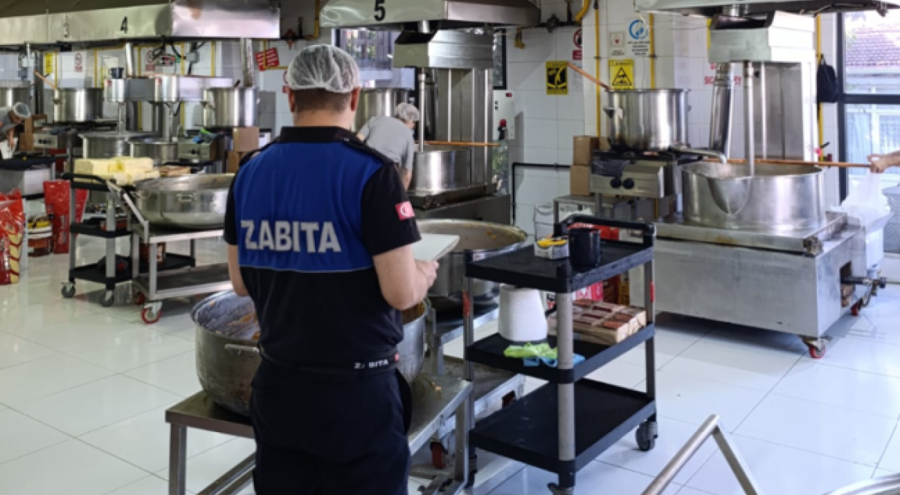 Zabıtadan pastane, tatlıcı ve dondurmacılara denetim