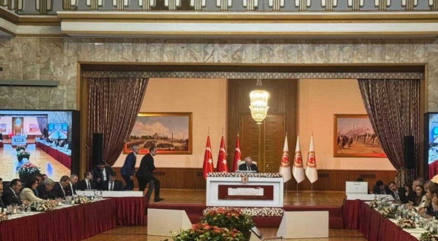 Komisyonda Barış ve Cumartesi Anneleri dinlenecek