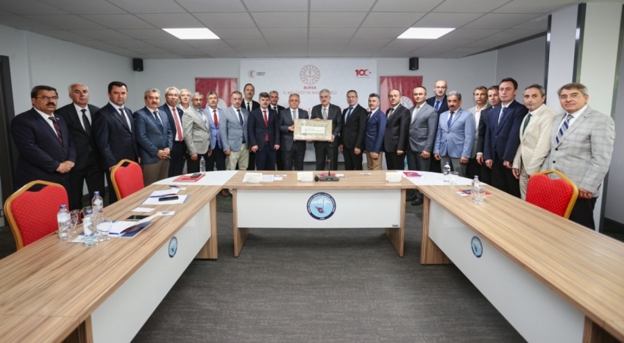 Bursa'da yeni eğitim dönemi öncesi ilçe müdürleriyle koordinasyon toplantısı düzenlendi