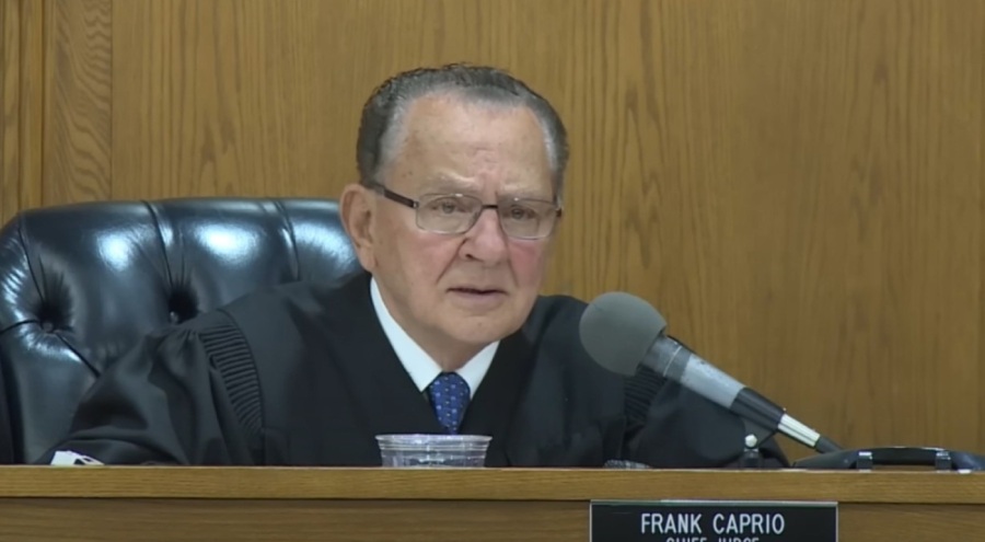 Dünyaca ünlü yargıç Frank Caprio yaşamını yitirdi