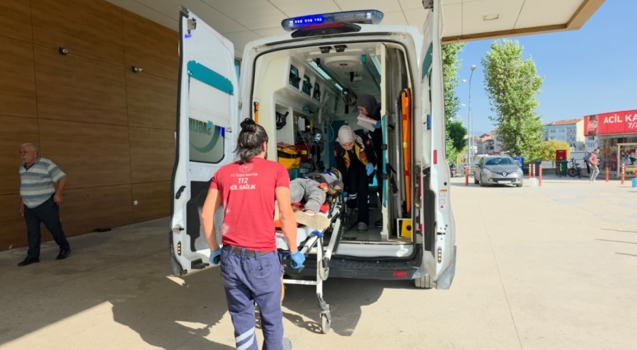 Bursa'da kamyonetin çarptığı bisikletli yaralanarak hastaneye kaldırıldı