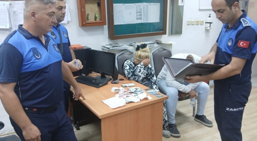 "Yoğun bakımda hastamız var" yalanıyla dilencilik yapan çift Gemlik'te yakalandı