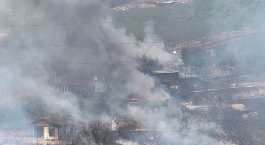 Kocaeli'ndeki yangın söndürüldü