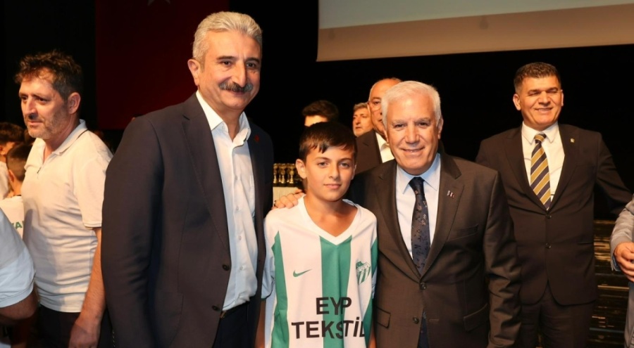 Bursa Büyükşehir'den Amatör Spor Kulüpleri'ne güçlü destek