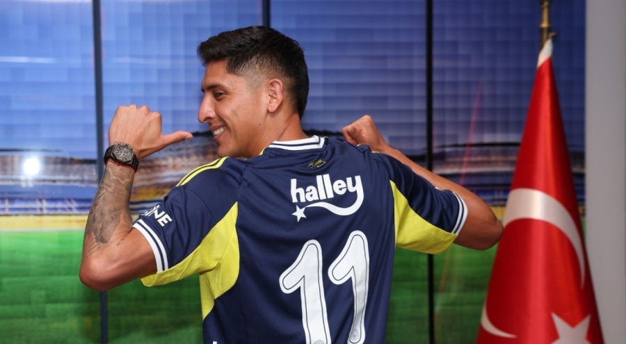 Edson Alvarez, resmen Fenerbahçe'de