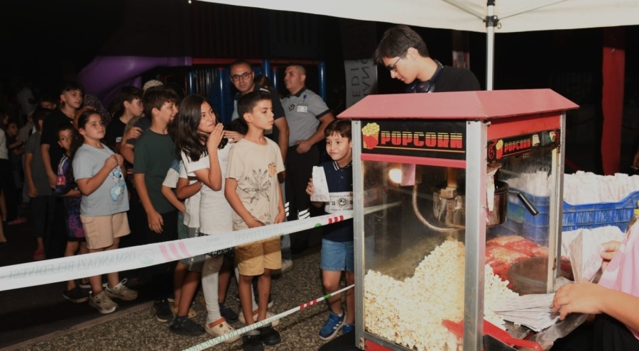 Bursa Osmangazi'de yaz akşamları eğlenceli geçiyor