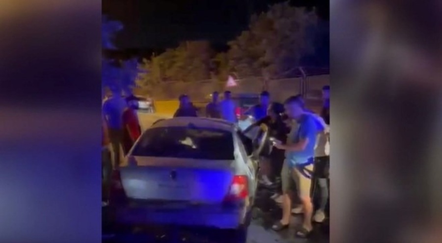 Refüjü aşıp karşı şeride geçti: 5 yaralı