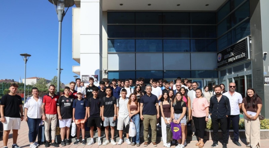 Gemlik Belediyesi Gençlik Yaz Kampı'nda gençler yola çıktı