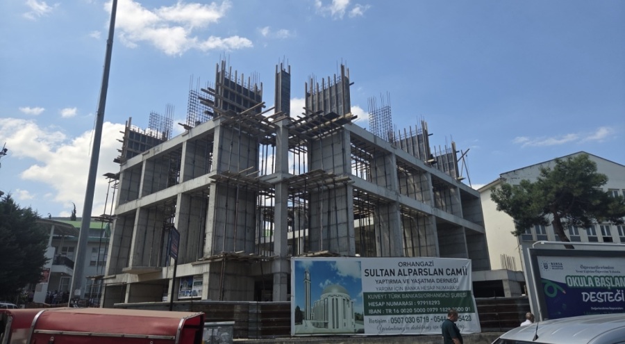 Bursa'da cami inşaatından düşen işçi yaşamını yitirdi!