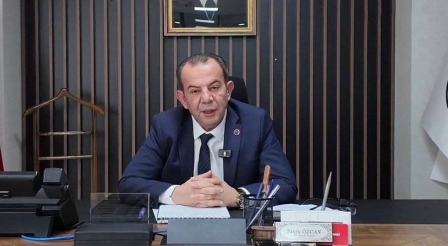Tanju Özcan, Bakan Kurum'a telefonudan ulaşamadığını açıkladı