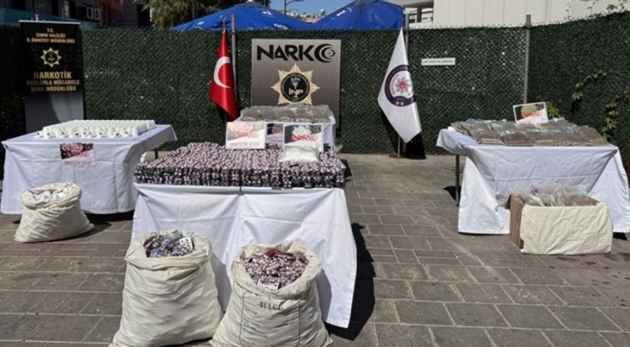 İzmir'de uyuşturucu operasyonlarında tutuklama