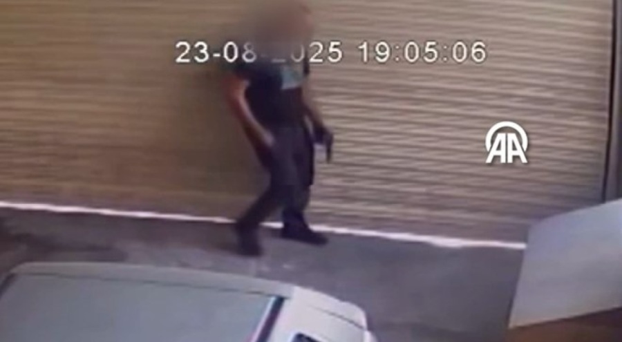 Komşusunun köpeğini silahla öldürdü