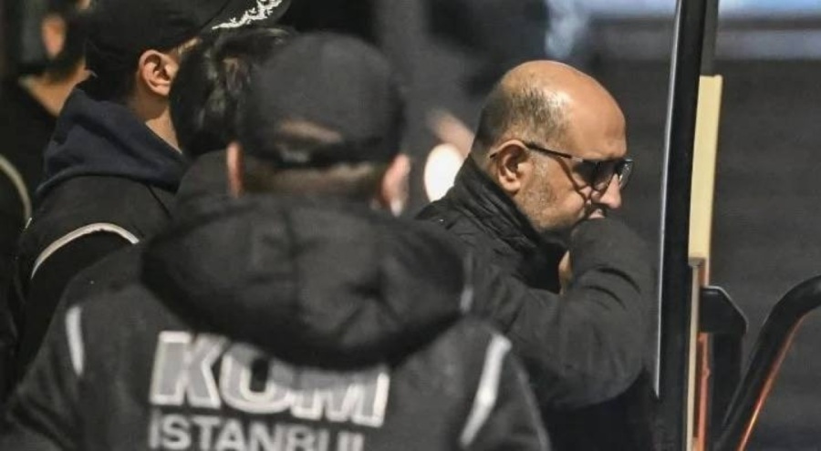 Ev hapsi kaldırılan Aziz İhsan Aktaş, Çağlayan Adliyesi'nde görüldü