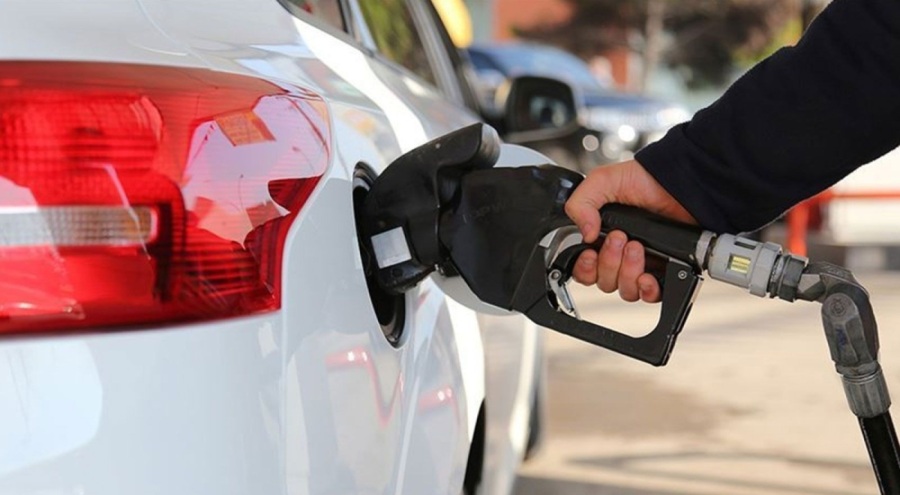 Benzine zam geldi!