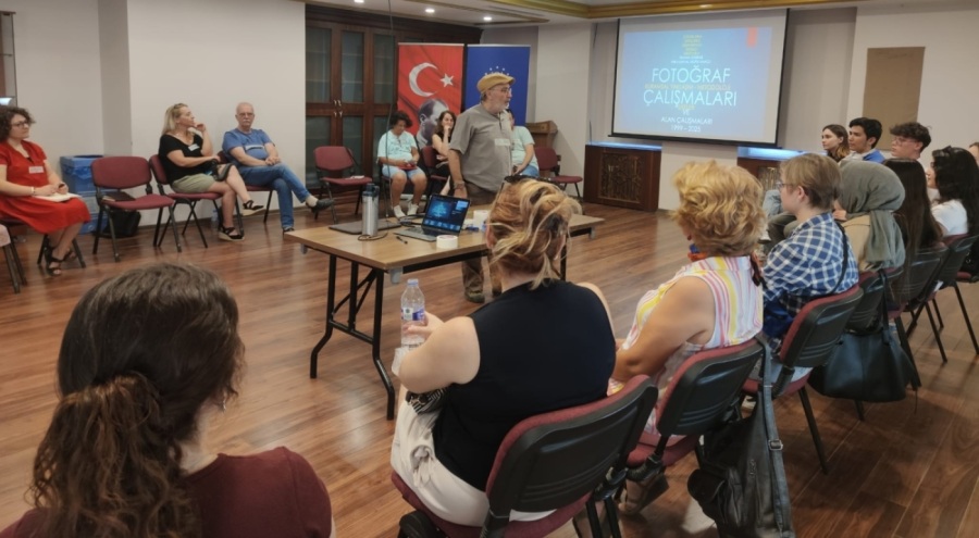 Bursa'da fotoğraf festivali için 'Eğitimci Eğitimi' düzenlendi